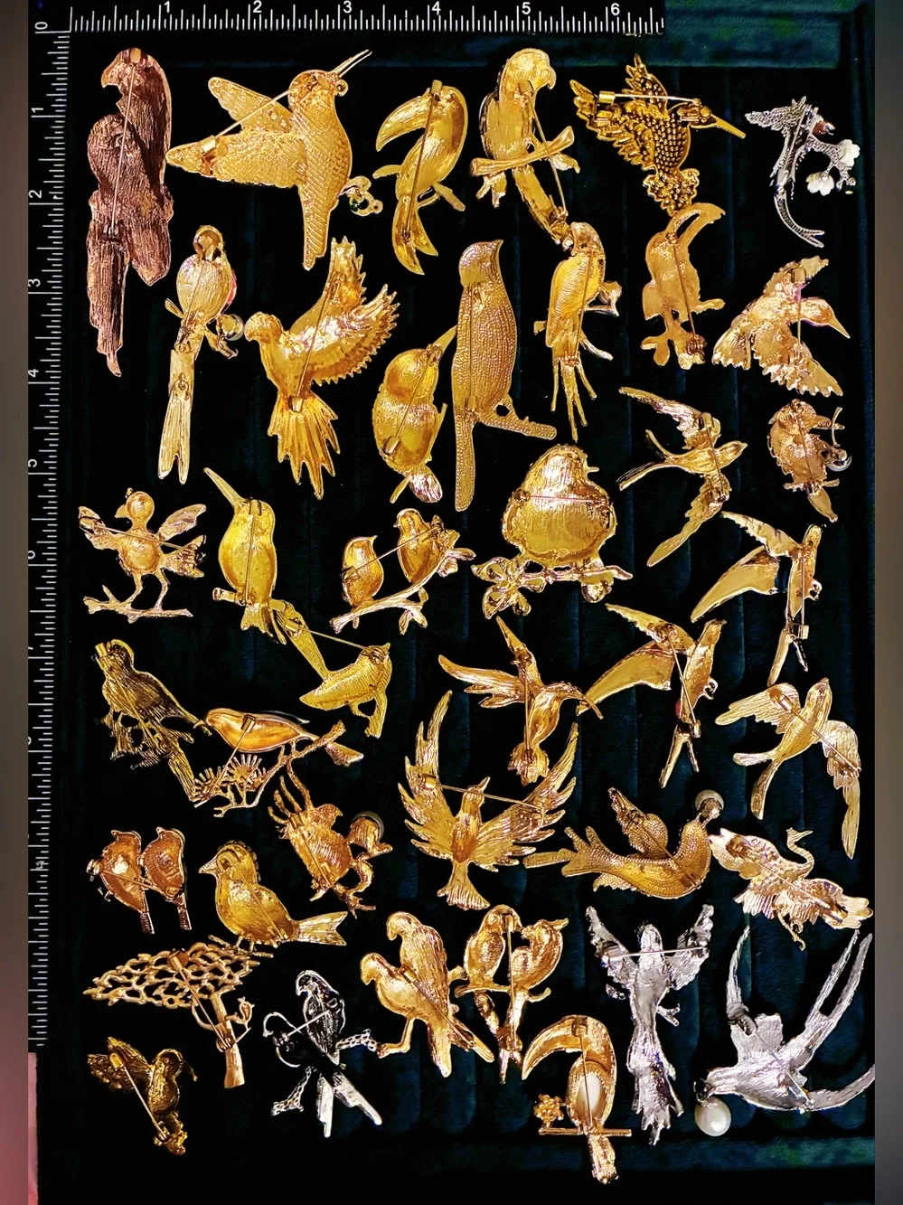 Lot of 40 Bird Brooch Pins Enamel Rhinestone Parrot Hummingbird Swallow Toucan